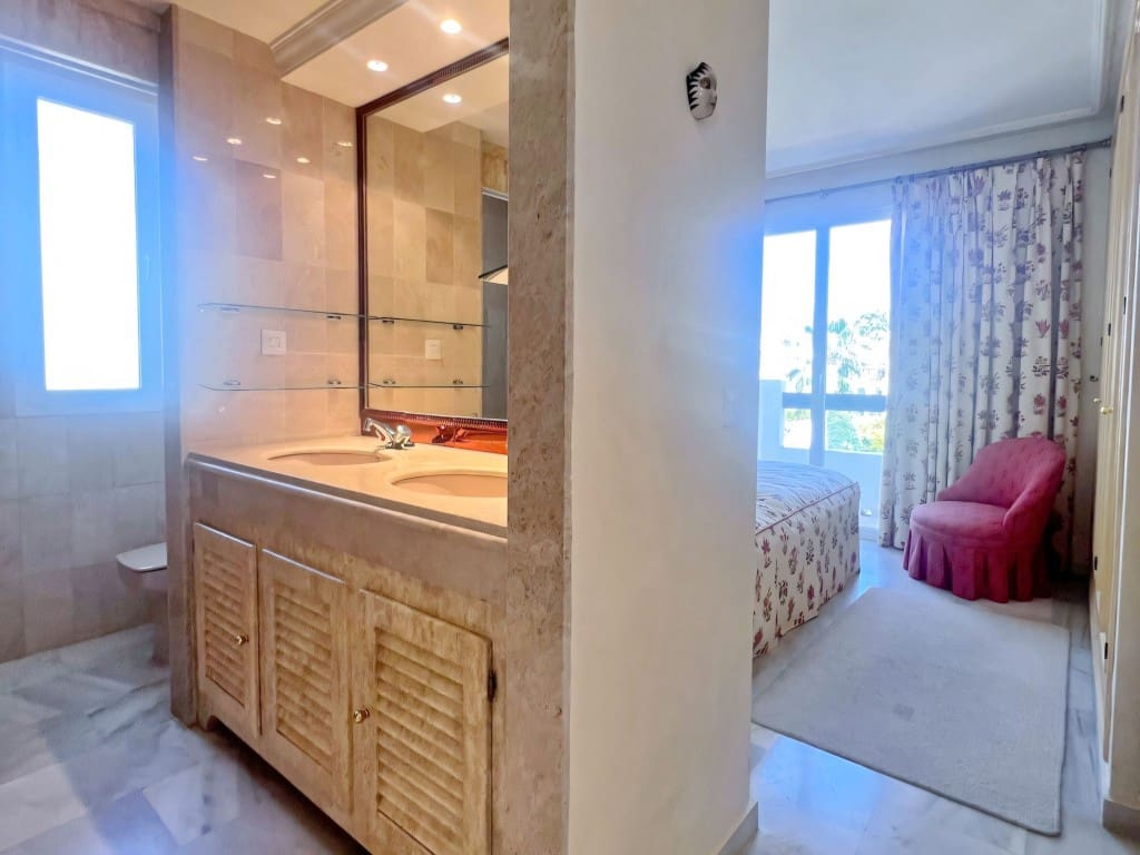 2 soverom Penthouse til salgs i Bel-Air med svømmebasseng - € 459 000 (Ref: 9264103)