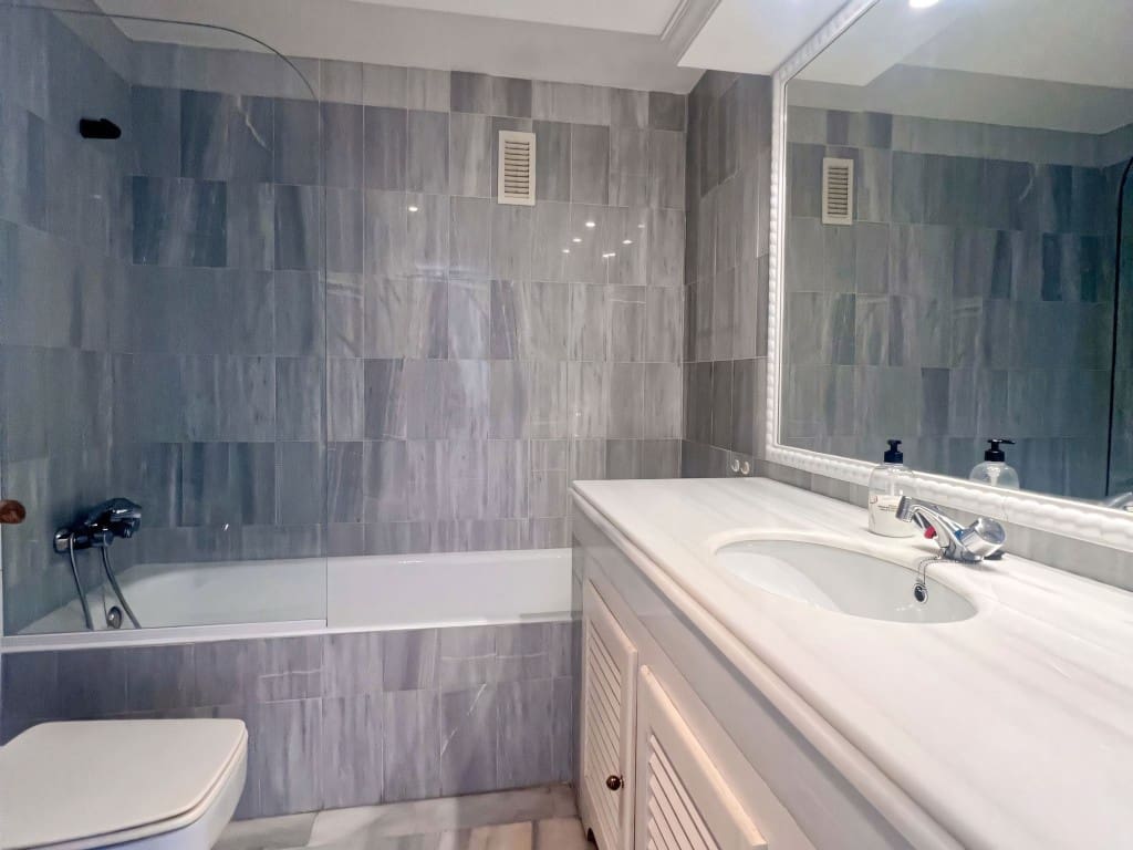 2 soverom Penthouse til salgs i Bel-Air med svømmebasseng - € 459 000 (Ref: 9264103)