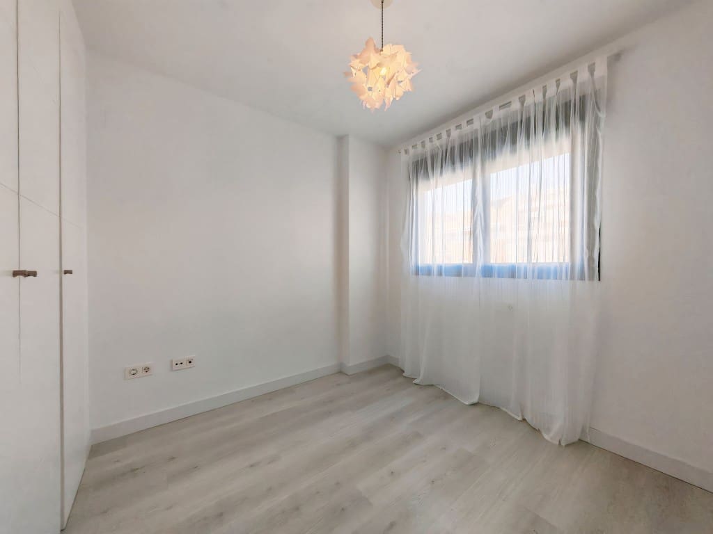 3 bedroom Apartment for sale in Mijas Costa with pool - € 460,000 (Ref: 9264104)