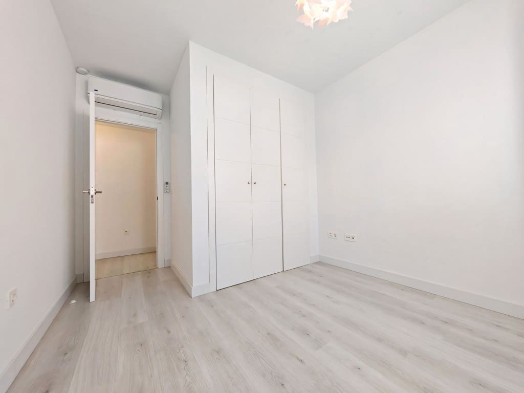 3 bedroom Apartment for sale in Mijas Costa with pool - € 460,000 (Ref: 9264104)