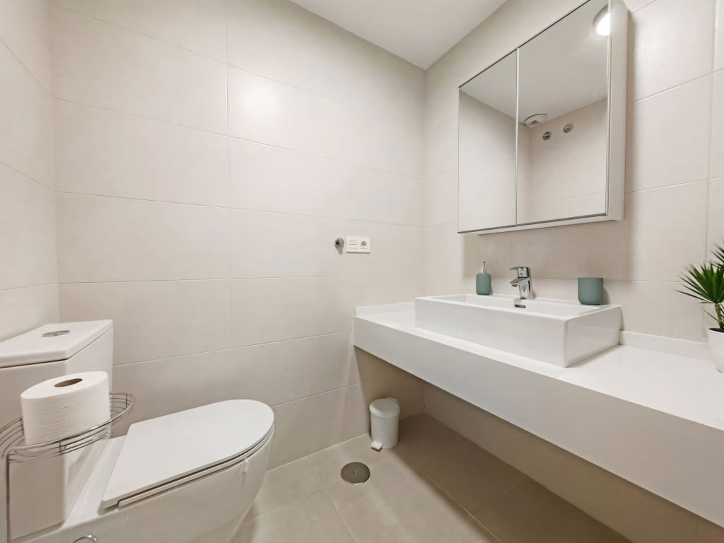 3 bedroom Apartment for sale in Mijas Costa with pool - € 460,000 (Ref: 9264104)