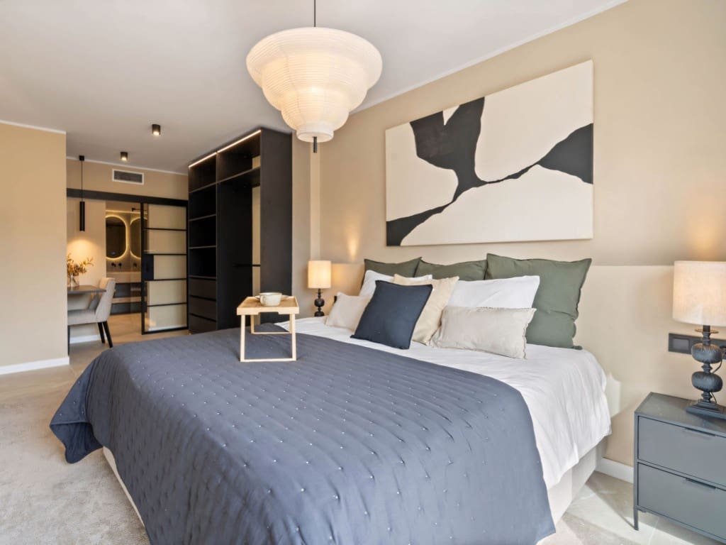 4 slaapkamer Appartement te koop in Nueva Andalucia met zwembad - € 825.000 (Ref: 9265303)