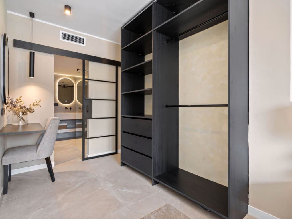 4 slaapkamer Appartement te koop in Nueva Andalucia met zwembad - € 825.000 (Ref: 9265303)