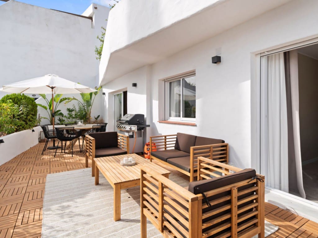 4 slaapkamer Appartement te koop in Nueva Andalucia met zwembad - € 825.000 (Ref: 9265303)