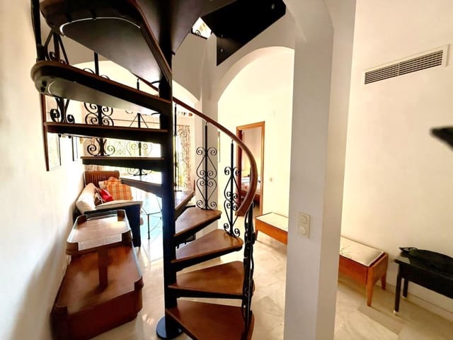 4 soverom Kjedet enebolig til salgs i Costabella, Marbella med svømmebasseng garasje - € 1 050 000 (Ref: 9265304)