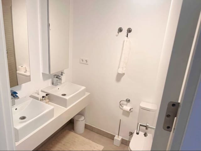 3 slaapkamer Penthouse te koop in Buenas Noches, Estepona met zwembad - € 519.000 (Ref: 9265790)