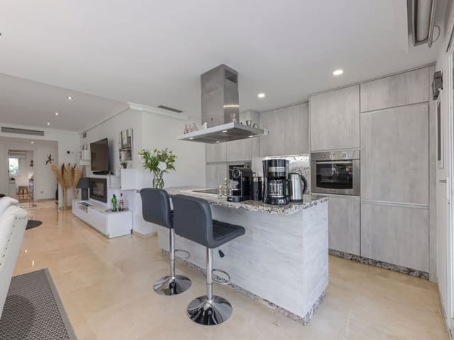 3 slaapkamer Appartement te koop in New Golden Mile, Estepona met zwembad garage - € 849.000 (Ref: 9272174)