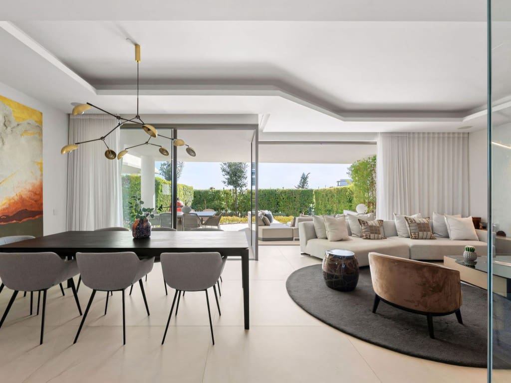 4 Zimmer Villa zu verkaufen in Nueva Andalucia mit Pool Garage - 4.650.000 € (Ref: 9272175)