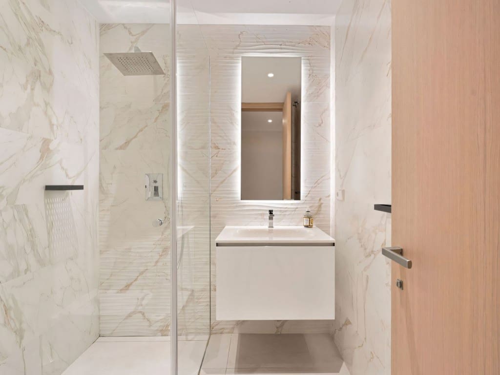 4 Zimmer Villa zu verkaufen in Nueva Andalucia mit Pool Garage - 4.650.000 € (Ref: 9272175)