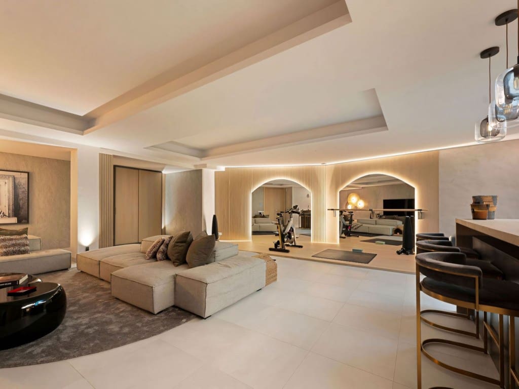 4 Zimmer Villa zu verkaufen in Nueva Andalucia mit Pool Garage - 4.650.000 € (Ref: 9272175)