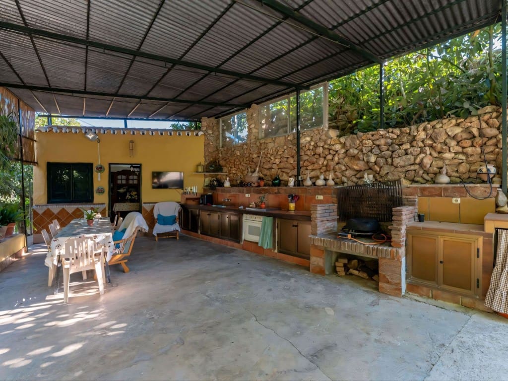 2 soveværelse Finca/Landehus til salg i Coin med swimmingpool - € 349.000 (Ref: 9275880)