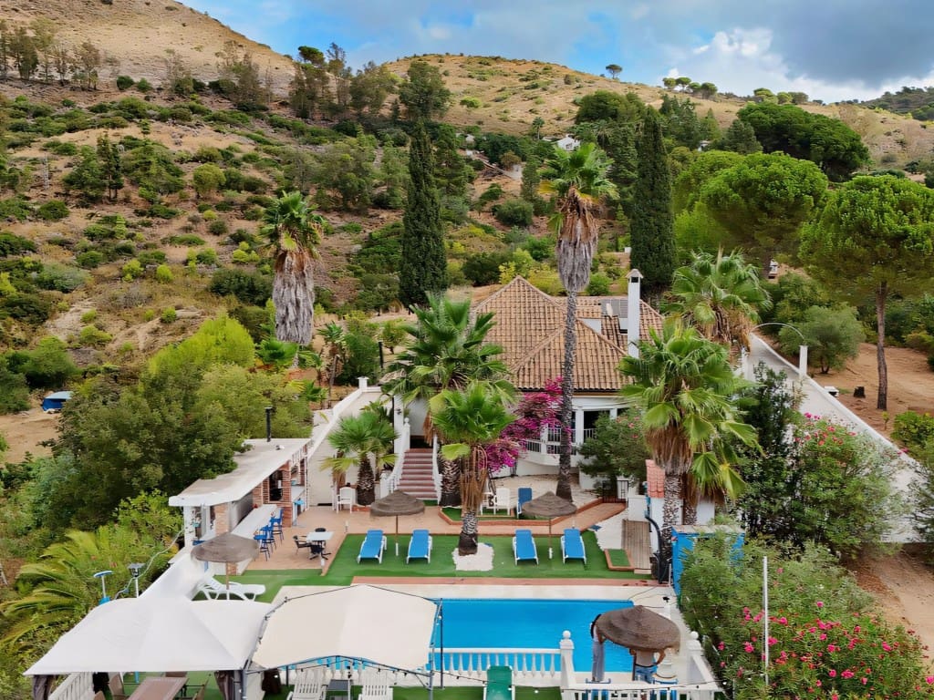 4 sypialnia Finka/Dom wiejski na sprzedaż w Alhaurin el Grande z basenem garażem - 795 000 € (Ref: 9284945)