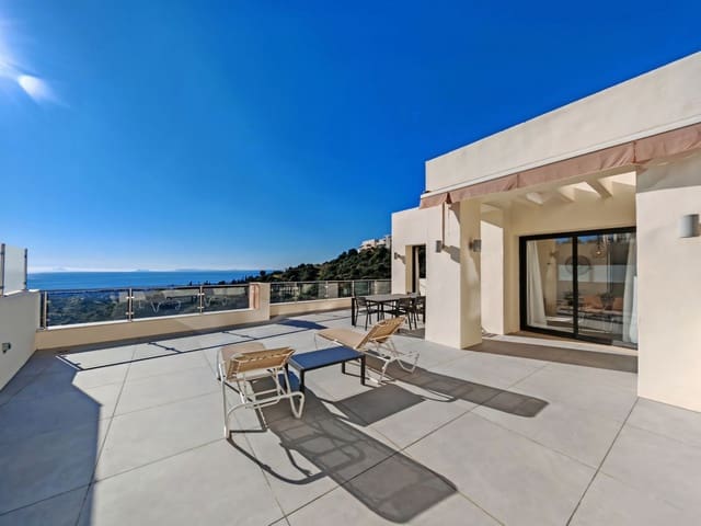 2 slaapkamer Penthouse te koop in Los Monteros, Marbella met zwembad garage - € 520.000 (Ref: 9284947)