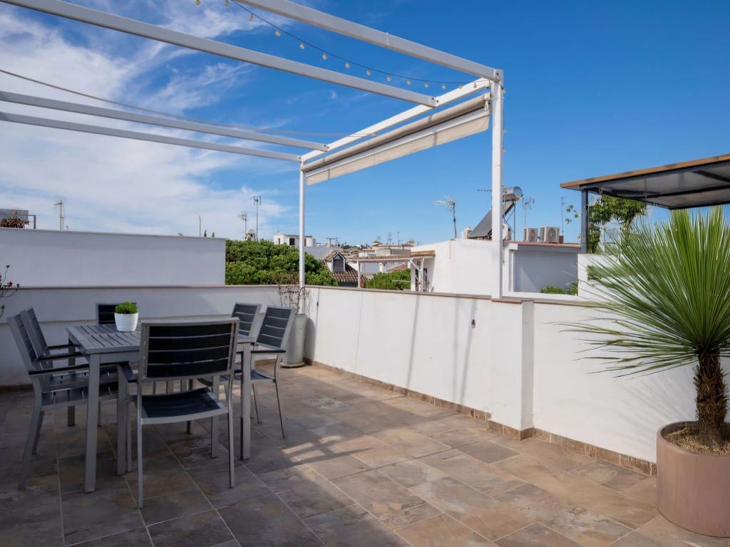 4 Zimmer Haus zu verkaufen in Estepona mit Garage - 899.000 € (Ref: 9291171)