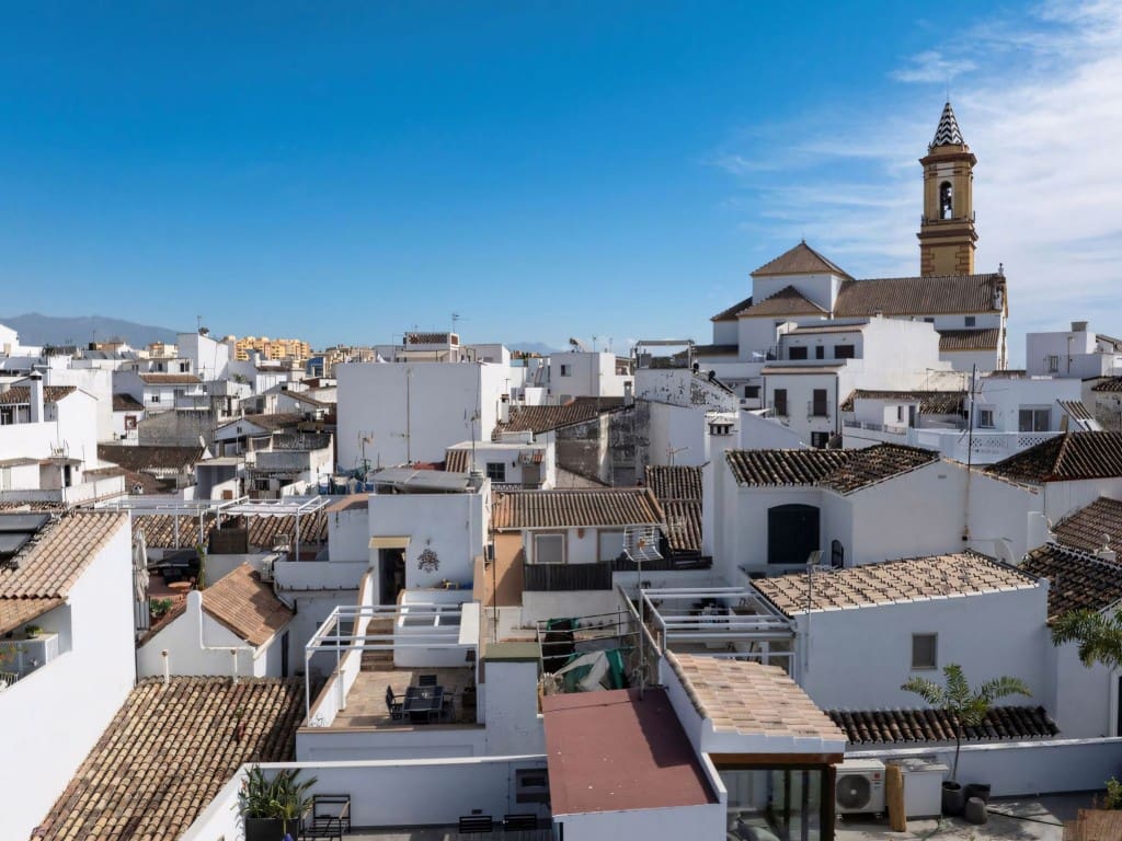 4 Zimmer Haus zu verkaufen in Estepona mit Garage - 899.000 € (Ref: 9291171)