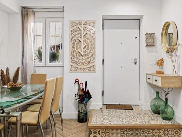 4 Zimmer Haus zu verkaufen in Estepona mit Garage - 899.000 € (Ref: 9291171)