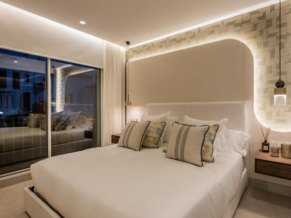 6 chambre Appartement à vendre à Los Monteros avec piscine - 4 650 000 € (Ref: 9294214)