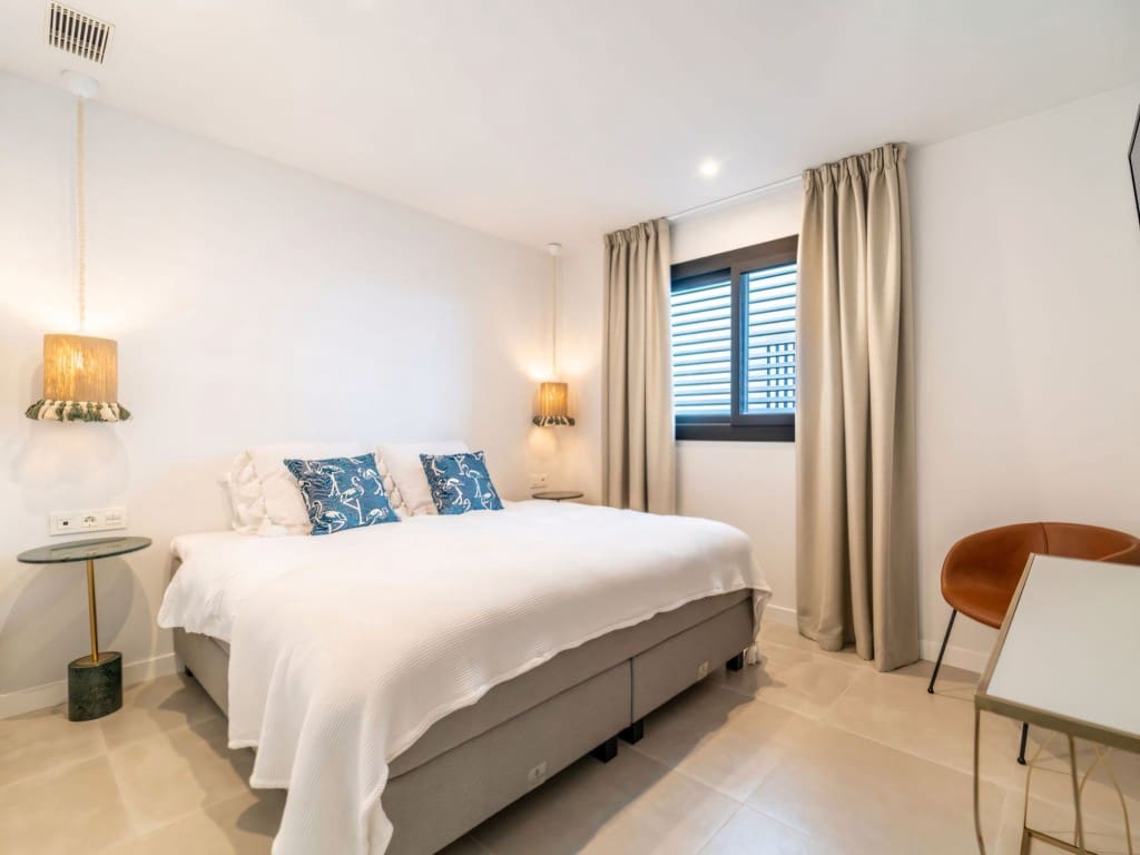 2 chambre Penthouse à vendre à Fuengirola avec piscine - 470 000 € (Ref: 9294215)