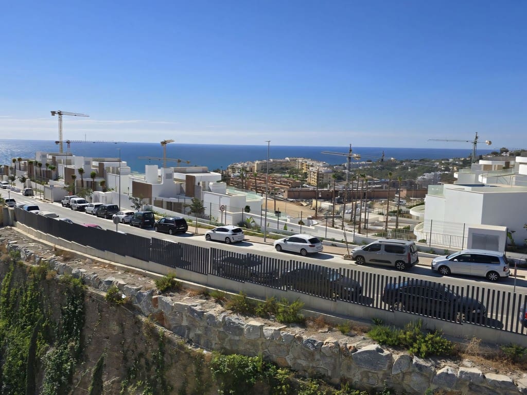 4 slaapkamer Penthouse te koop in La Cala de Mijas met zwembad - € 1.150.000 (Ref: 9297089)