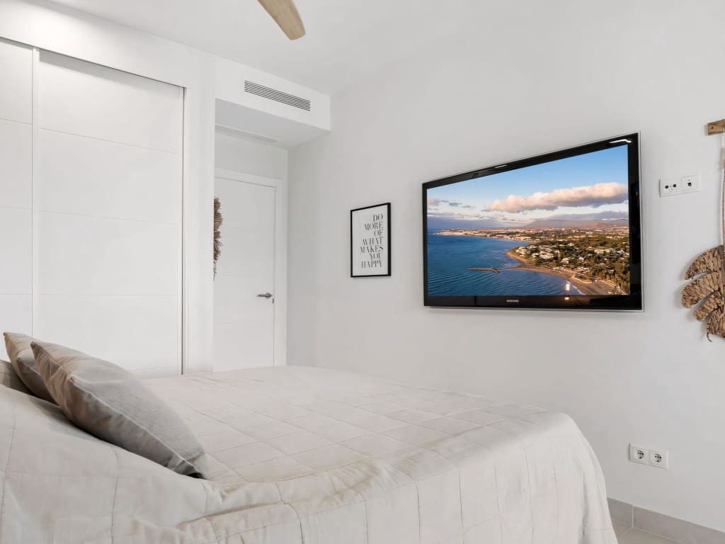 2 soverom Leilighet til salgs i Estepona med svømmebasseng - € 495 000 (Ref: 9297091)