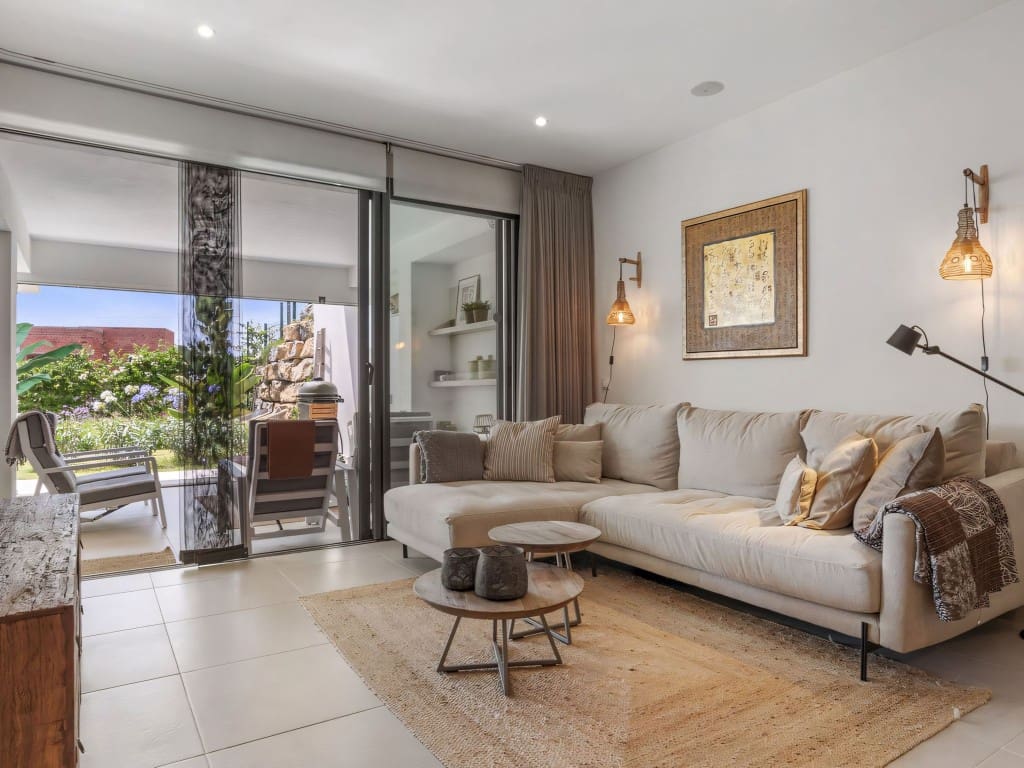 2 soverom Leilighet til salgs i Estepona med svømmebasseng - € 495 000 (Ref: 9297091)