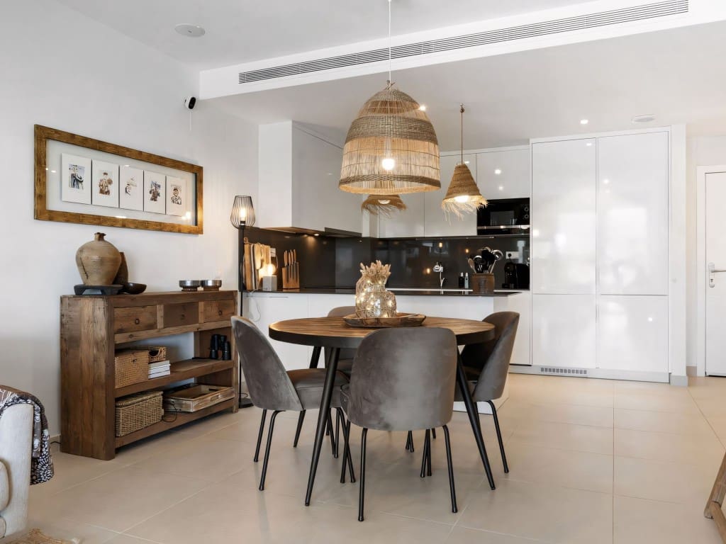 2 soverom Leilighet til salgs i Estepona med svømmebasseng - € 495 000 (Ref: 9297091)