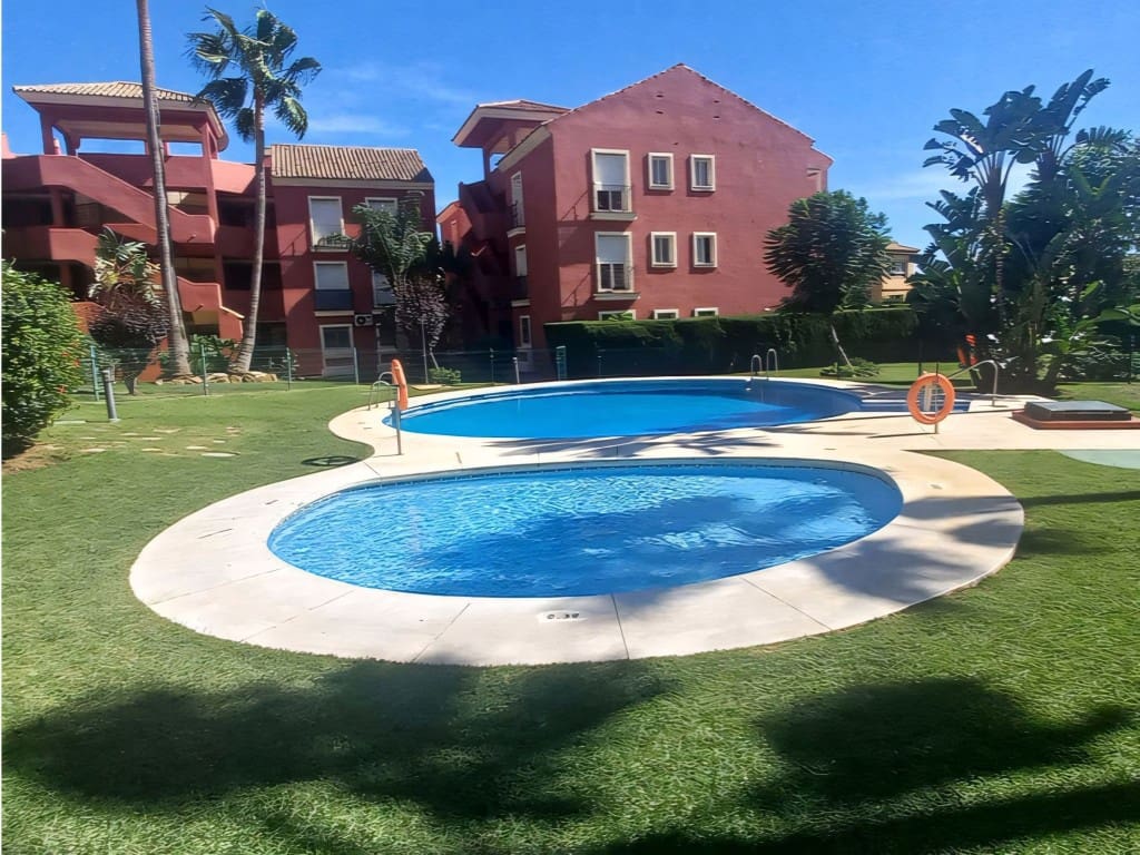 3 bedroom Apartment for sale in Riviera del Sol with pool garage - € 340,000 (Ref: 9300653)