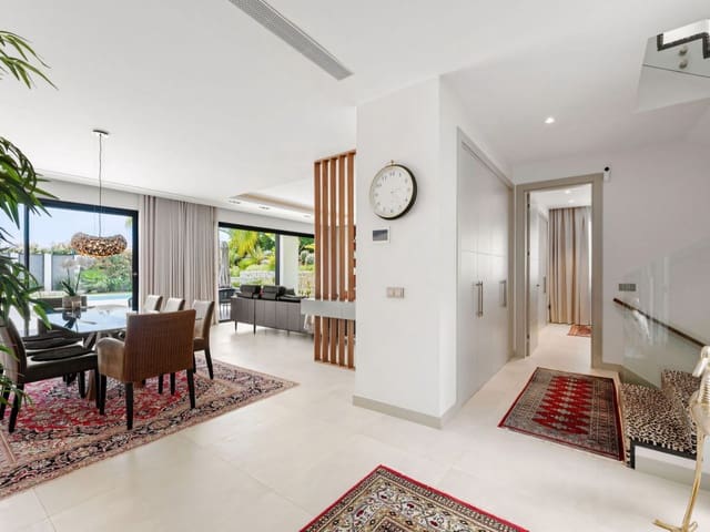 5 Zimmer Villa zu verkaufen in Nueva Andalucia, Marbella mit Pool Garage - 3.995.000 € (Ref: 9303180)