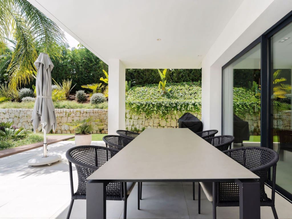 5 quarto Moradia para venda em Nueva Andalucia com piscina garagem - 3 995 000 € (Ref: 9303180)