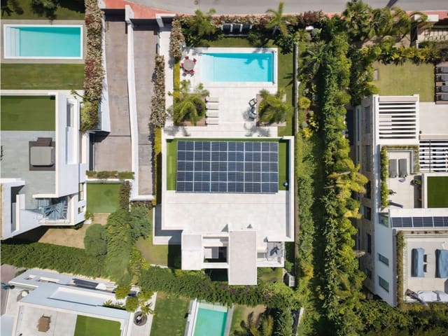 5 Zimmer Villa zu verkaufen in Nueva Andalucia, Marbella mit Pool Garage - 3.995.000 € (Ref: 9303180)