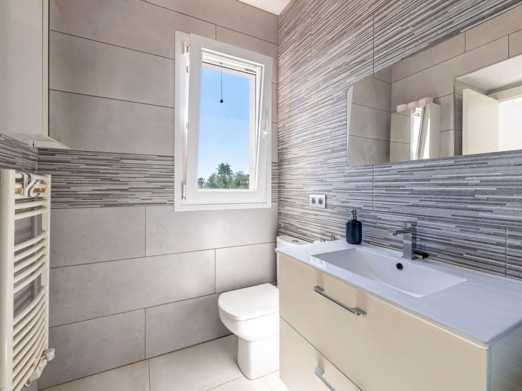 3 soveværelse Villa til salg i Costalita med swimmingpool garage - € 1.600.000 (Ref: 9304981)