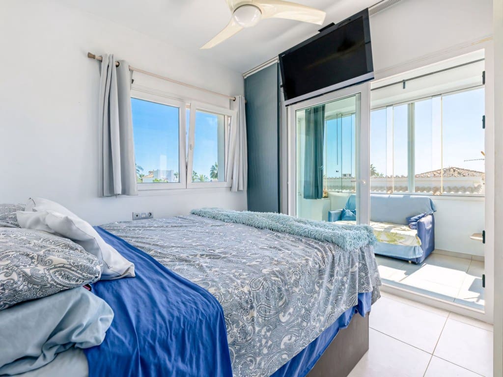 3 soveværelse Villa til salg i Costalita med swimmingpool garage - € 1.600.000 (Ref: 9304981)