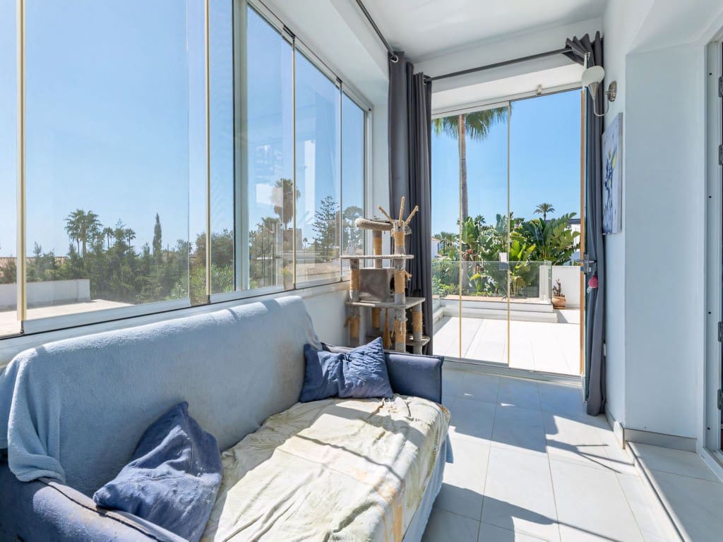 3 soveværelse Villa til salg i Costalita med swimmingpool garage - € 1.600.000 (Ref: 9304981)