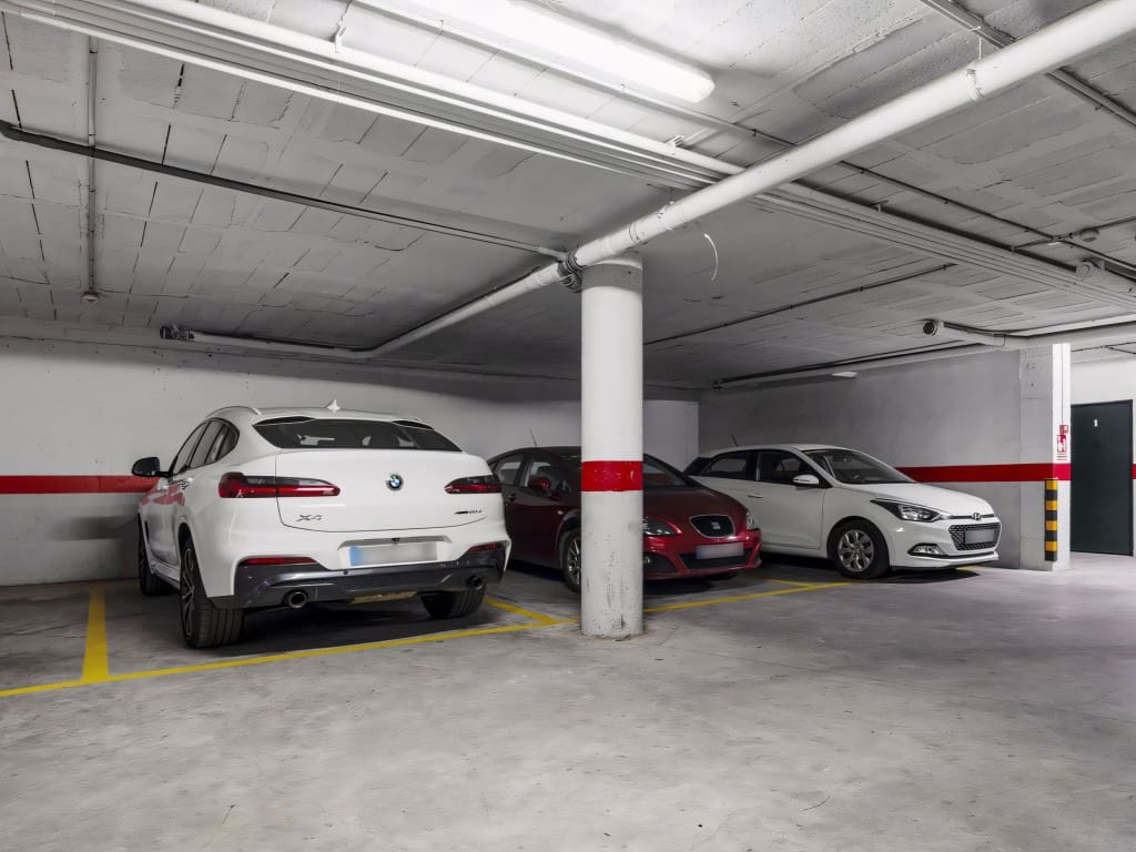 2 slaapkamer Appartement te koop in Bel-Air met zwembad - € 420.000 (Ref: 9304982)