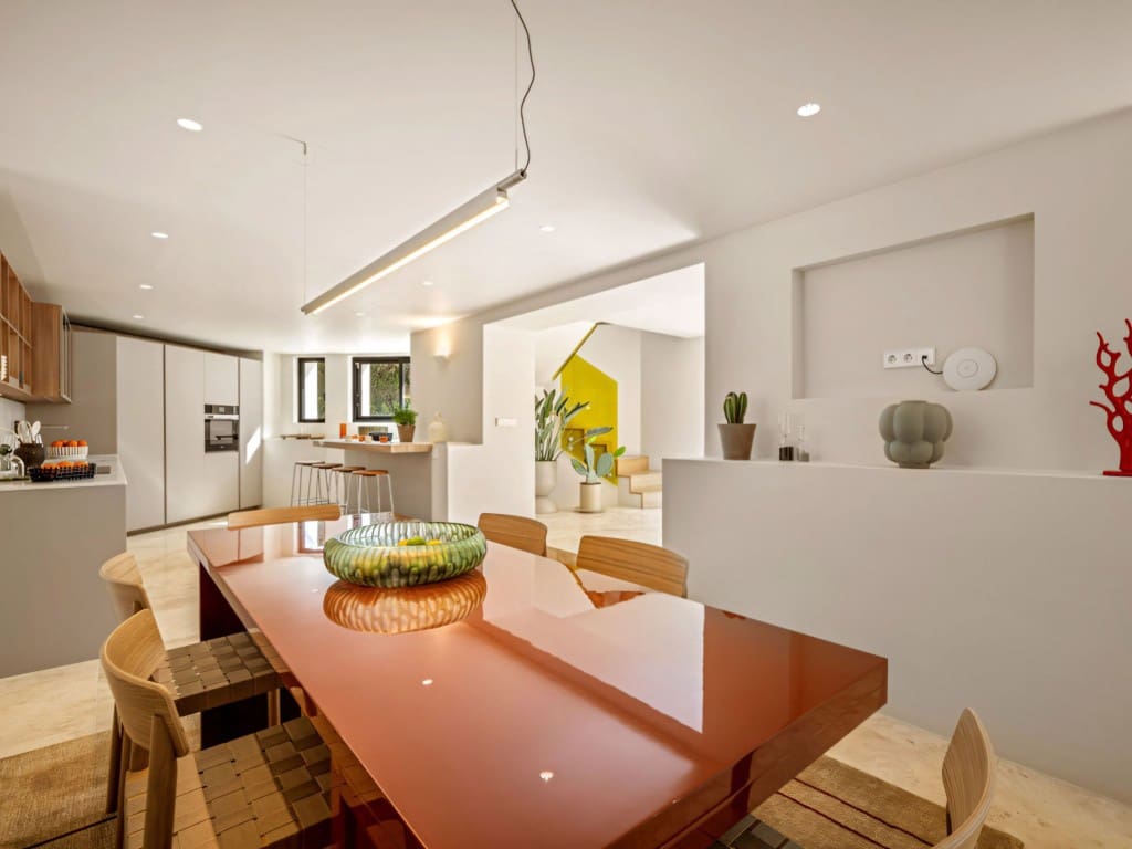 4 soveværelse Villa til salg i Nueva Andalucia med swimmingpool garage - € 3.100.000 (Ref: 9308338)