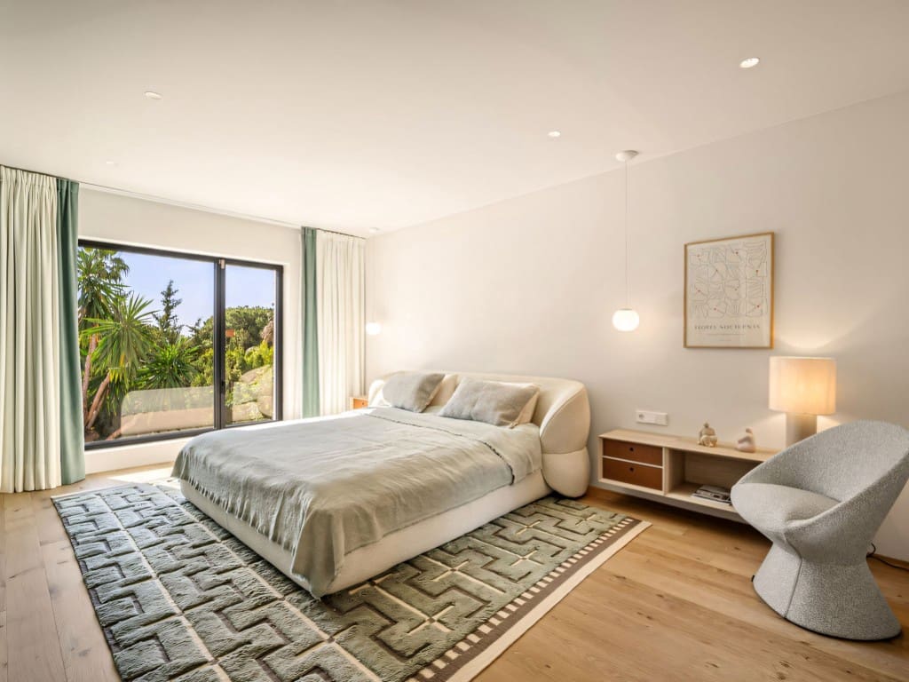 4 soveværelse Villa til salg i Nueva Andalucia med swimmingpool garage - € 3.100.000 (Ref: 9308338)