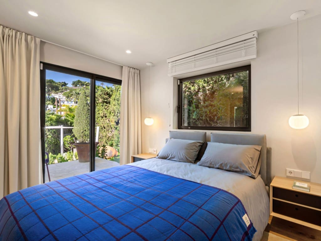 4 soveværelse Villa til salg i Nueva Andalucia med swimmingpool garage - € 3.100.000 (Ref: 9308338)