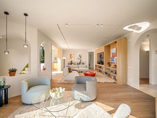 4 soveværelse Villa til salg i Nueva Andalucia, Marbella med swimmingpool garage - € 3.100.000 (Ref: 9308338)