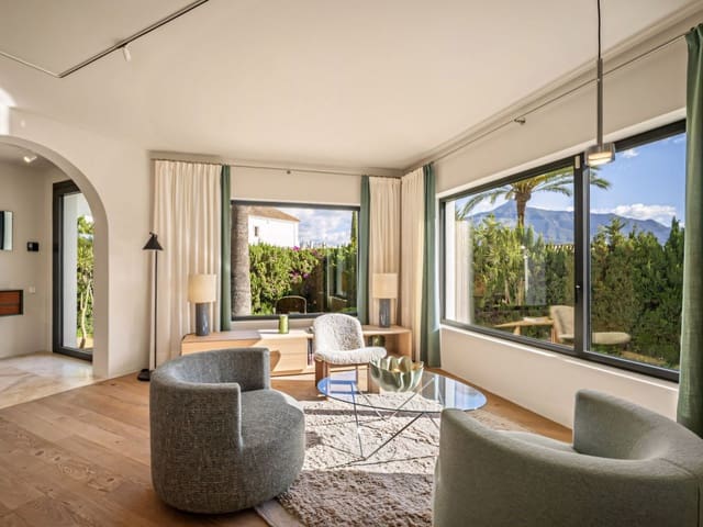 4 soveværelse Villa til salg i Nueva Andalucia, Marbella med swimmingpool garage - € 3.100.000 (Ref: 9308338)