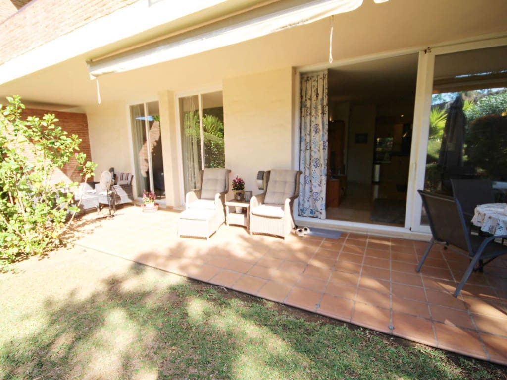 2 Zimmer Apartment zu verkaufen in Mijas Costa mit Pool - 315.000 € (Ref: 9308339)