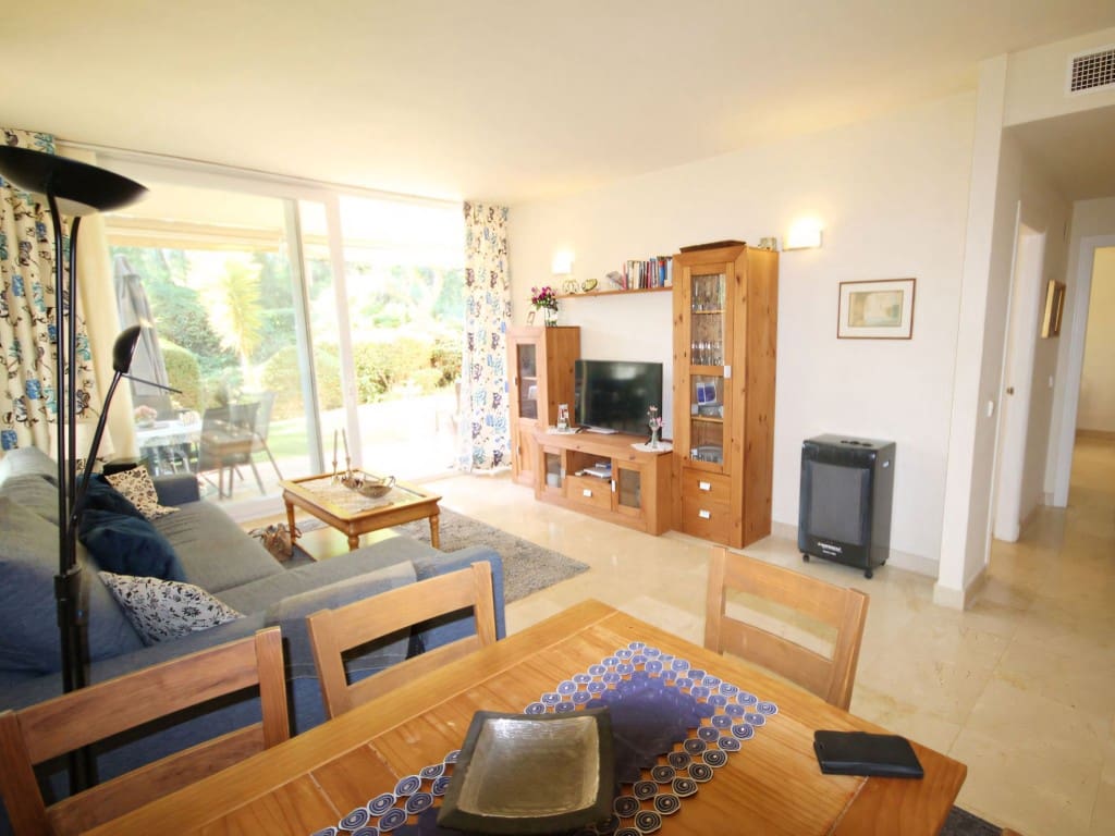 2 Zimmer Apartment zu verkaufen in Mijas Costa mit Pool - 315.000 € (Ref: 9308339)