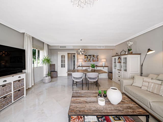 4 slaapkamer Huis te koop in Estepona met zwembad - € 585.000 (Ref: 9312452)