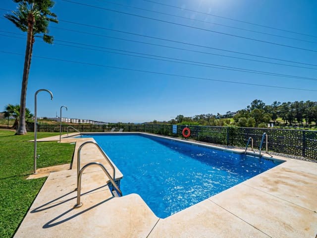 4 slaapkamer Huis te koop in Estepona met zwembad - € 585.000 (Ref: 9312452)