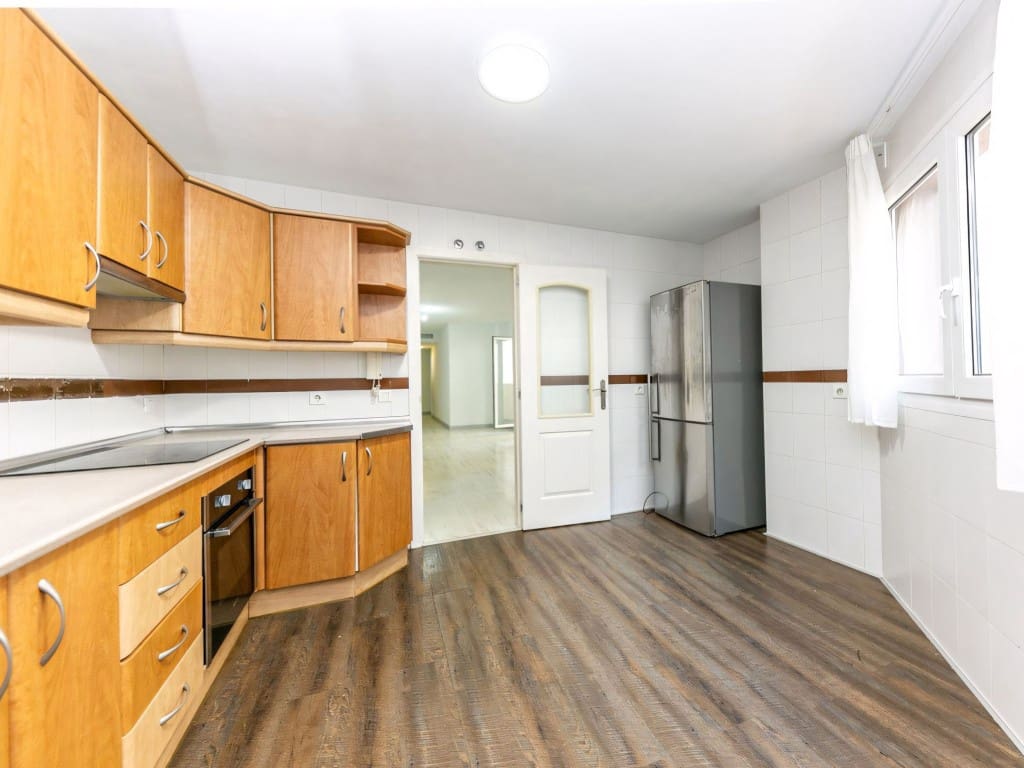 3 slaapkamer Appartement te koop in Torrequebrada met zwembad - € 395.000 (Ref: 9317334)