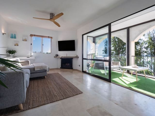 2 bedroom Apartment for sale in Torrenueva, Mijas with pool - € 339,000 (Ref: 9317335)