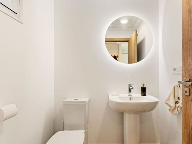 3 chambre Maison de Ville à vendre à Estepona Golf, Estepona avec piscine - 475 000 € (Ref: 9322514)