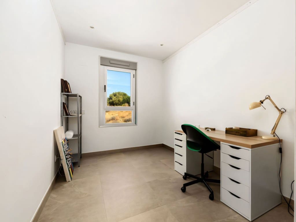 3 soveværelse Byhus til salg i Estepona med swimmingpool - € 475.000 (Ref: 9322514)