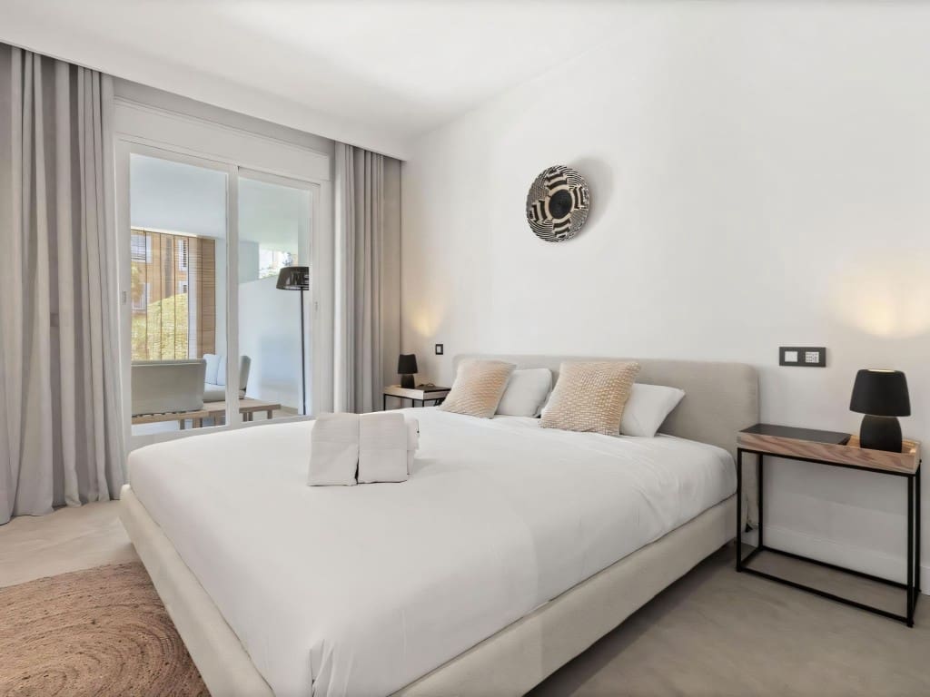 2 slaapkamer Appartement te koop in El Paraiso met zwembad garage - € 525.000 (Ref: 9322515)