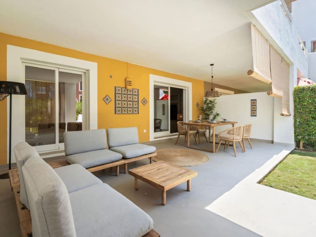 2 slaapkamer Appartement te koop in El Paraiso met zwembad garage - € 525.000 (Ref: 9322515)