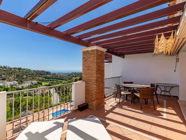 2 slaapkamer Penthouse te koop in Los Arqueros, Benahavís met zwembad garage - € 420.000 (Ref: 9324249)